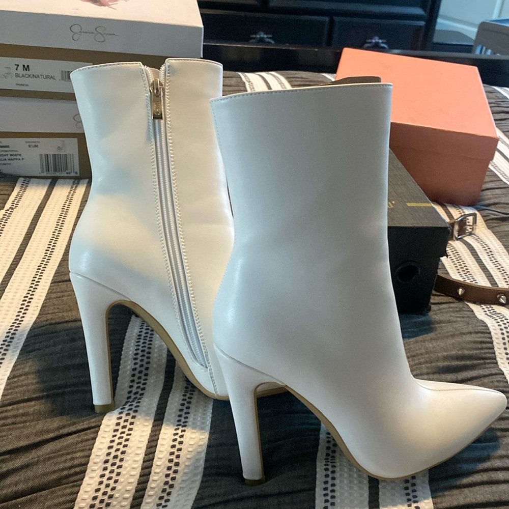Idifu High Heel white boots. Never worn